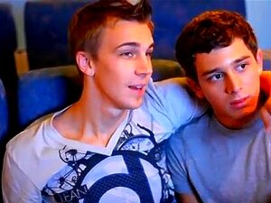 Sneaker Sklave Gay Handy Pornos - NurXXX.mobi