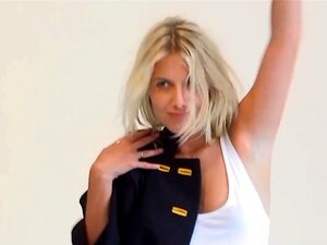 Melanie Laurent Sexy Handy Pornos - NurXXX.mobi