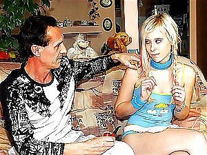 Blondes Mädchen Handy Pornos - NurXXX.mobi